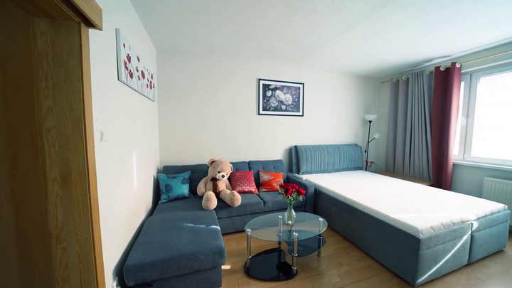 Nové bývanie - obývačka pred